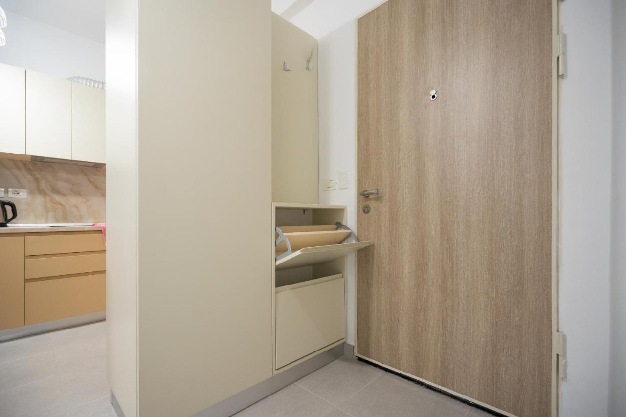 Apartment In The Village With A Sea View วญอเรอ ภายนอก รูปภาพ